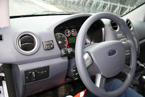 Motor- och kupévärmare med timmer är standard på Ford Transit Connect