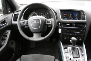 Audi-Q5-hybrid-25