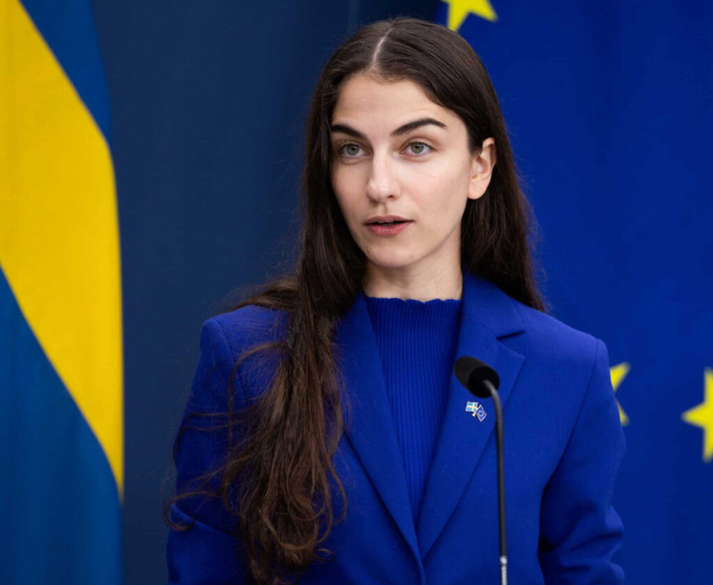 Regeringen förlänger stödet för lätta ellastbilar Regeringen förlänger stödet för lätta ellastbilar